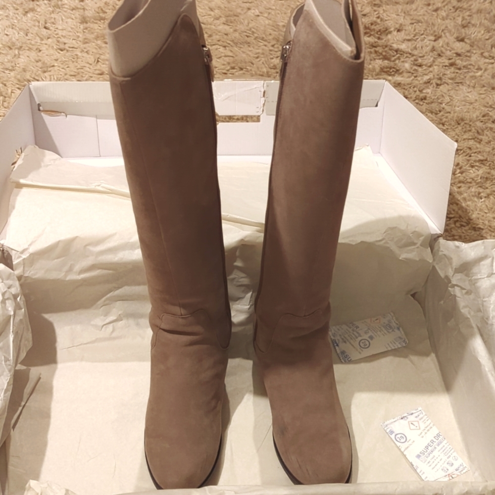 Mark Fisher suede boots